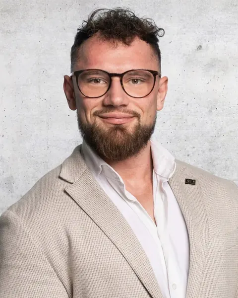 Maximilian, Recruiting-Analyst